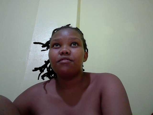 Shepretty live cam on BongaCams