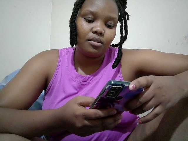 Shepretty live cam on BongaCams