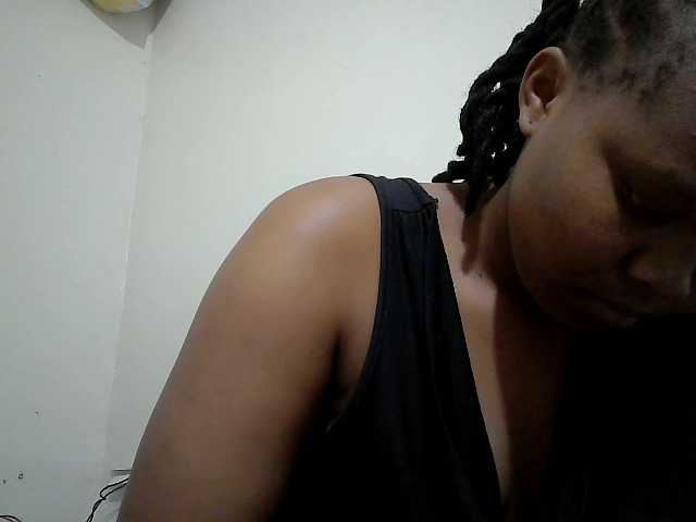Shepretty live cam on BongaCams