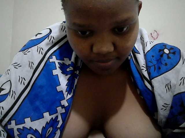 Shepretty live cam on BongaCams
