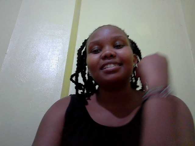 Shepretty live cam on BongaCams