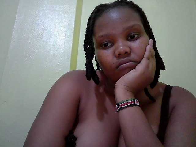 Shepretty live cam on BongaCams