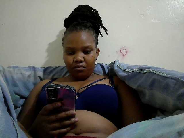 Shepretty live cam on BongaCams
