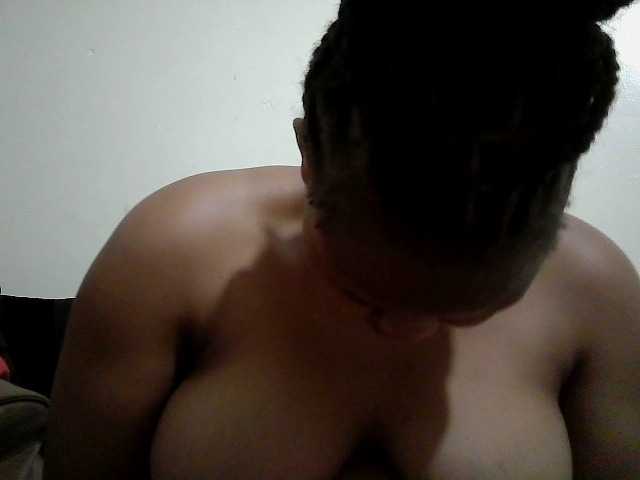 Shepretty live cam on BongaCams