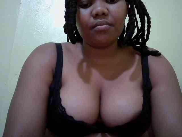 Shepretty webcam