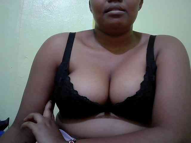 Shepretty webcam