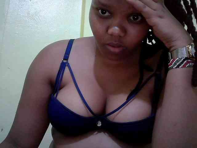 Shepretty webcam