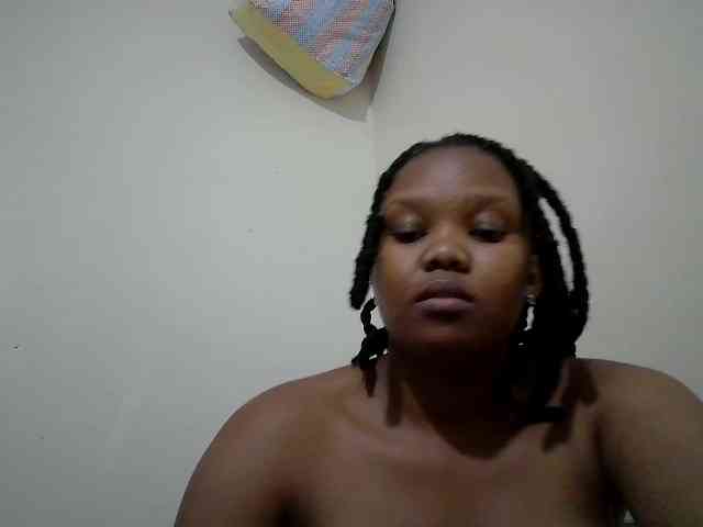 Shepretty webcam