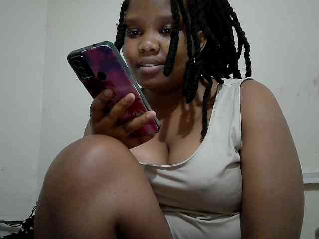 Shepretty webcam