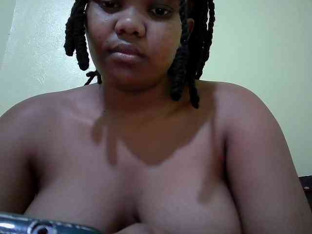 Shepretty webcam