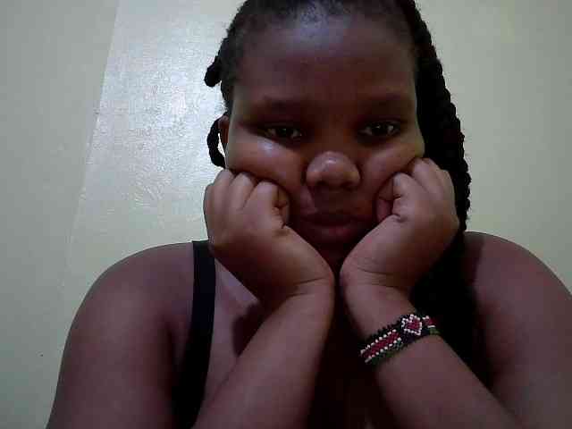 Shepretty webcam