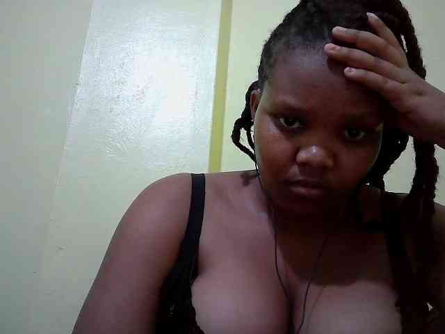 Shepretty webcam