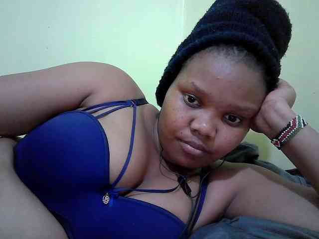 Shepretty webcam