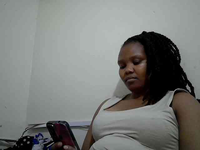Shepretty webcam