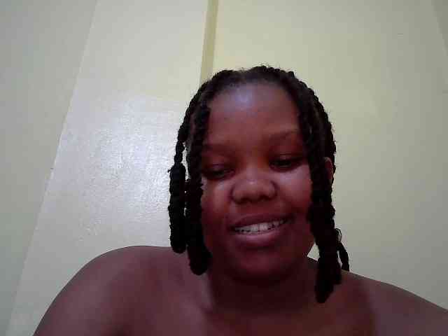 Shepretty webcam