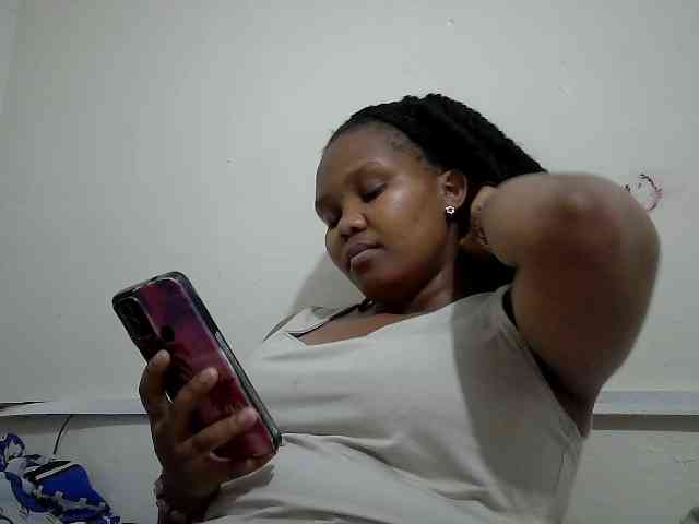 Shepretty webcam