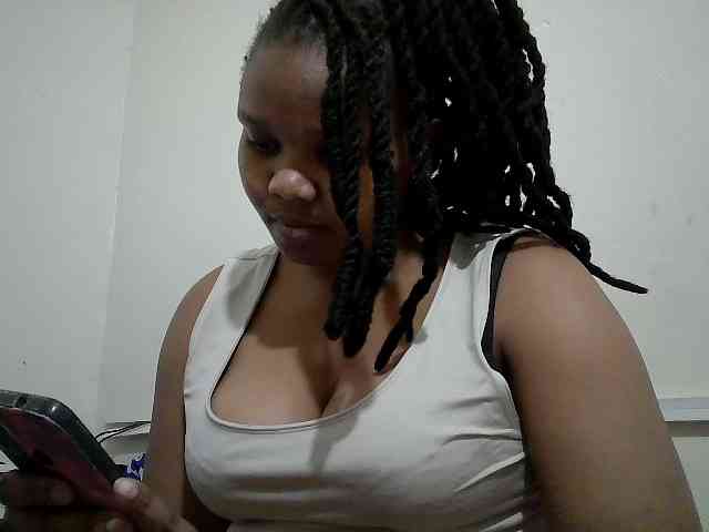 Shepretty webcam