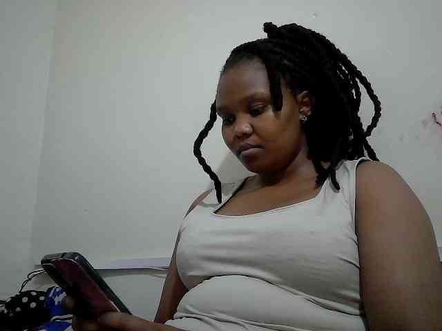 Shepretty webcam