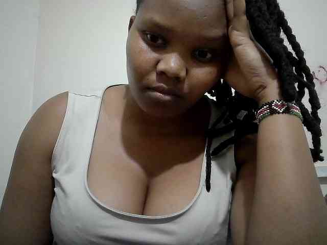Shepretty webcam