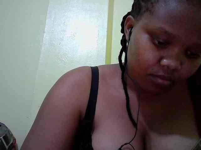 Shepretty webcam