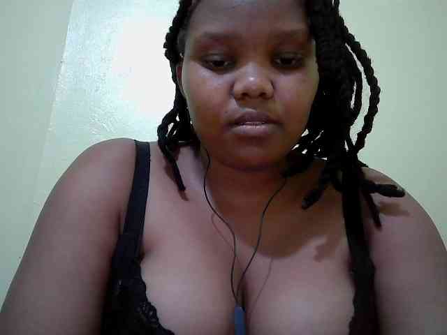 Shepretty webcam
