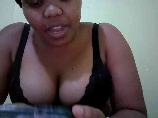 Shepretty webcam