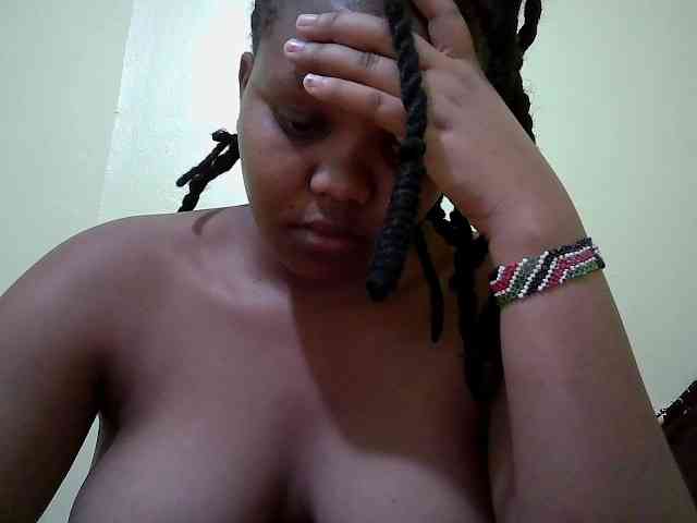 Shepretty webcam