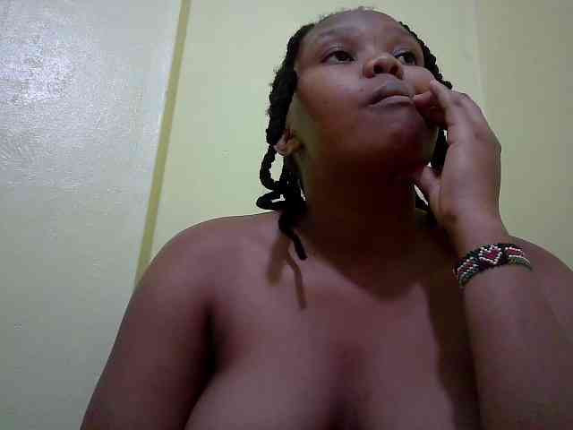 Shepretty webcam