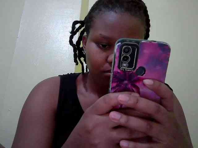 Shepretty webcam