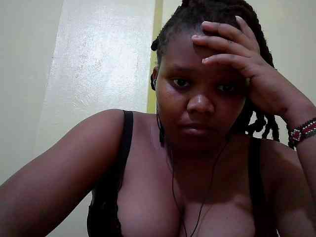 Shepretty webcam