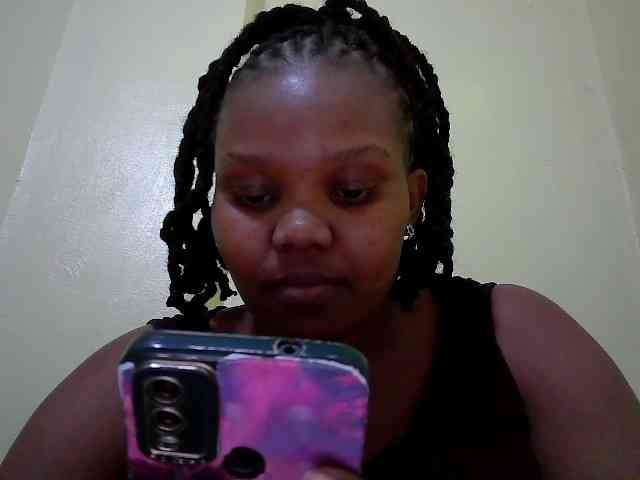 Shepretty webcam
