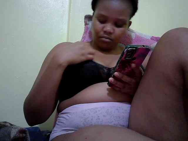 Shepretty webcam