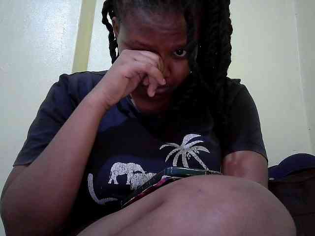 Shepretty webcam