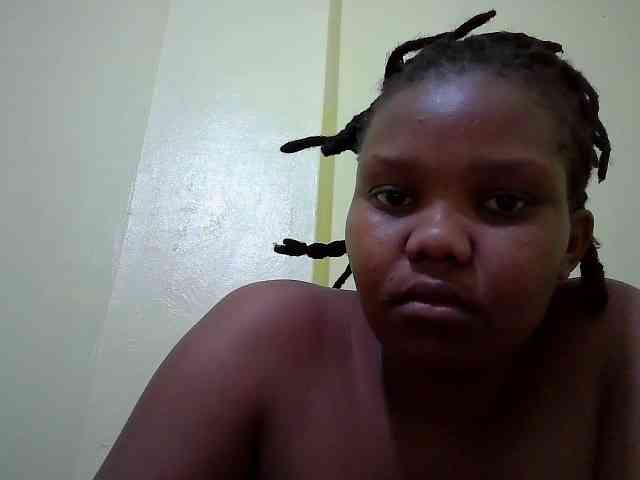 Shepretty webcam