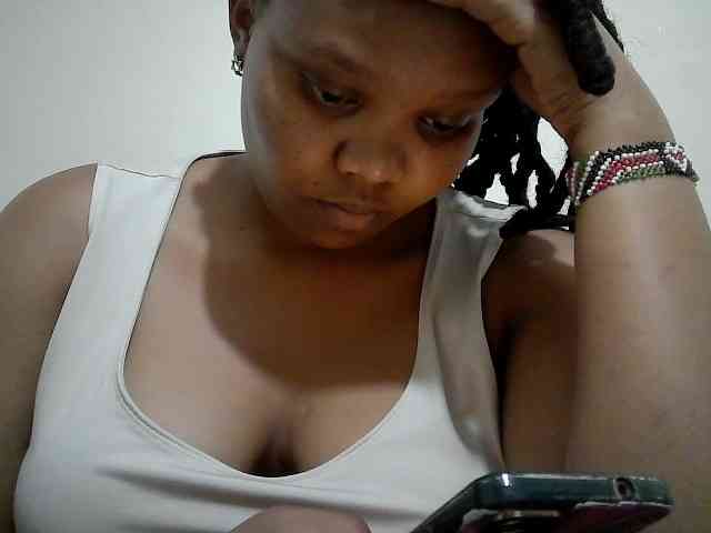 Shepretty webcam