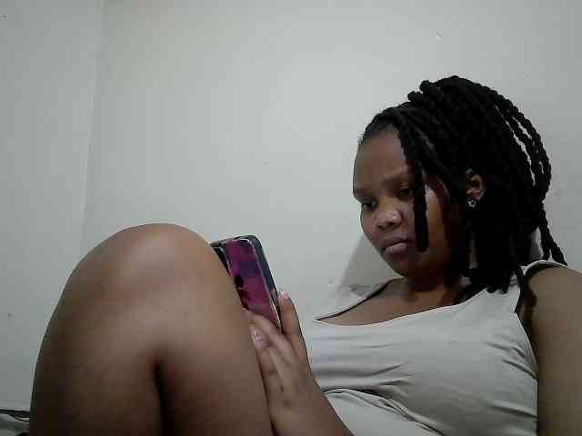 Shepretty webcam