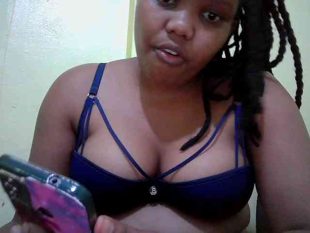 Shepretty webcam
