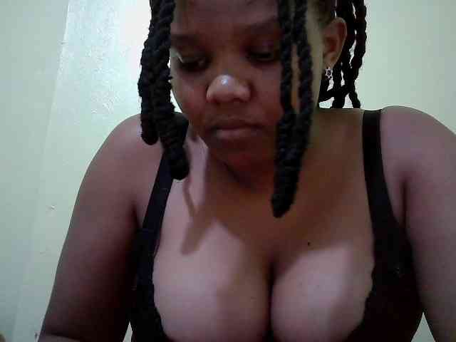 Shepretty webcam