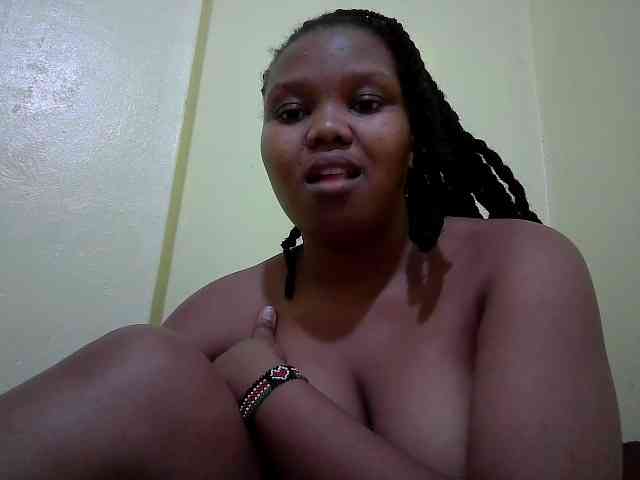Shepretty webcam