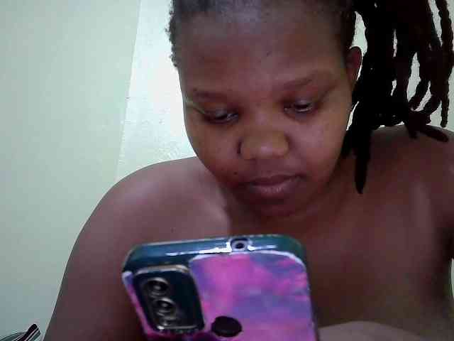Shepretty webcam