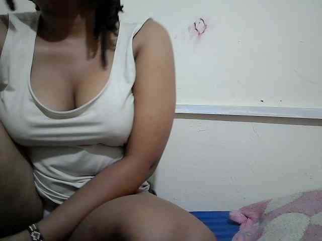 Shepretty webcam