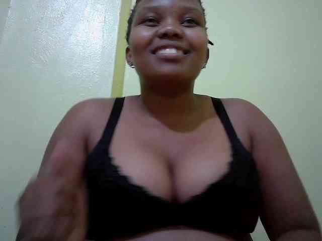 Shepretty webcam