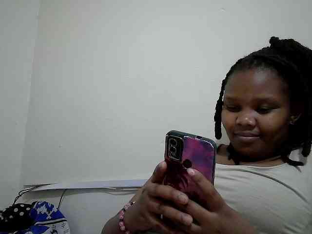 Shepretty webcam