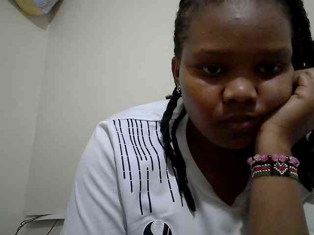 Shepretty webcam