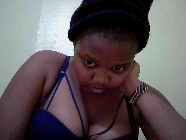 Shepretty webcam