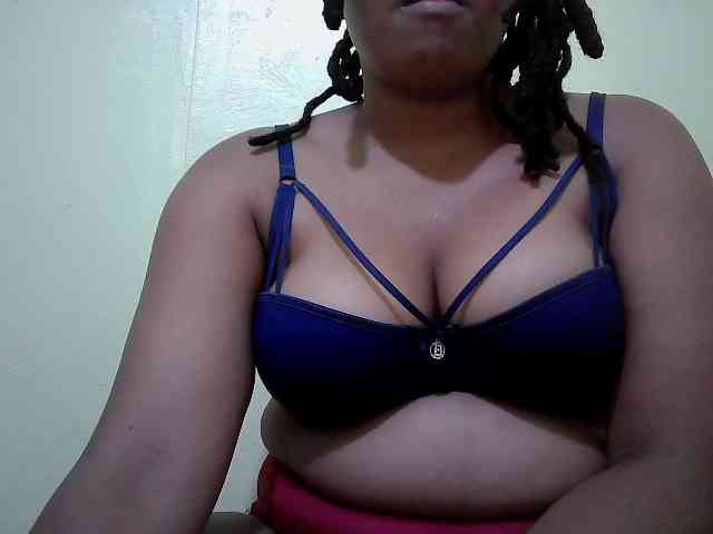 Shepretty webcam
