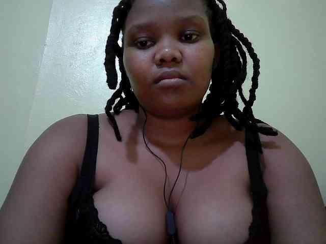 Shepretty webcam