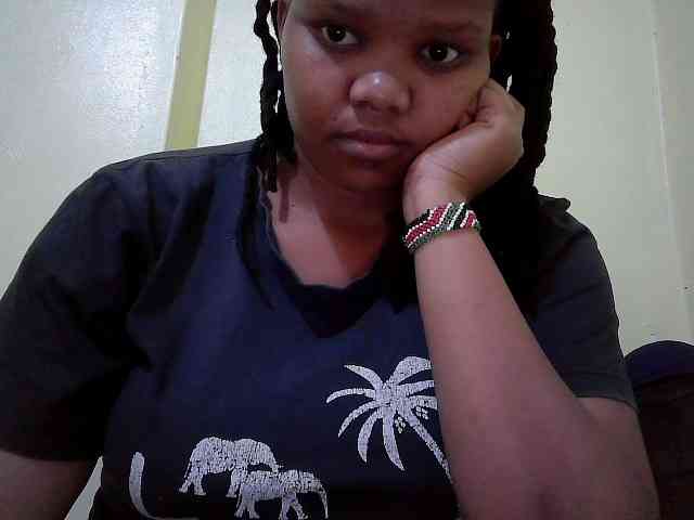 Shepretty webcam