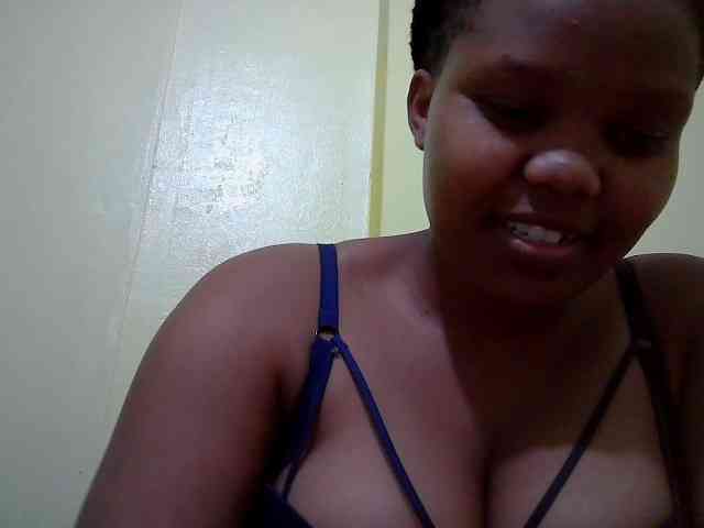 Shepretty webcam