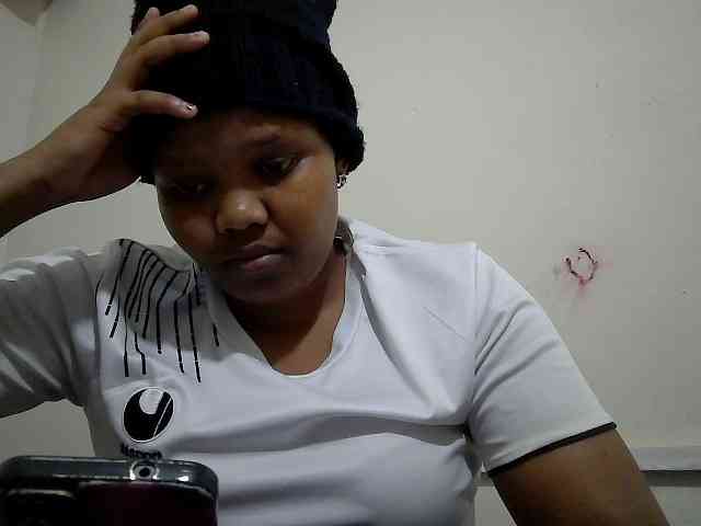 Shepretty webcam